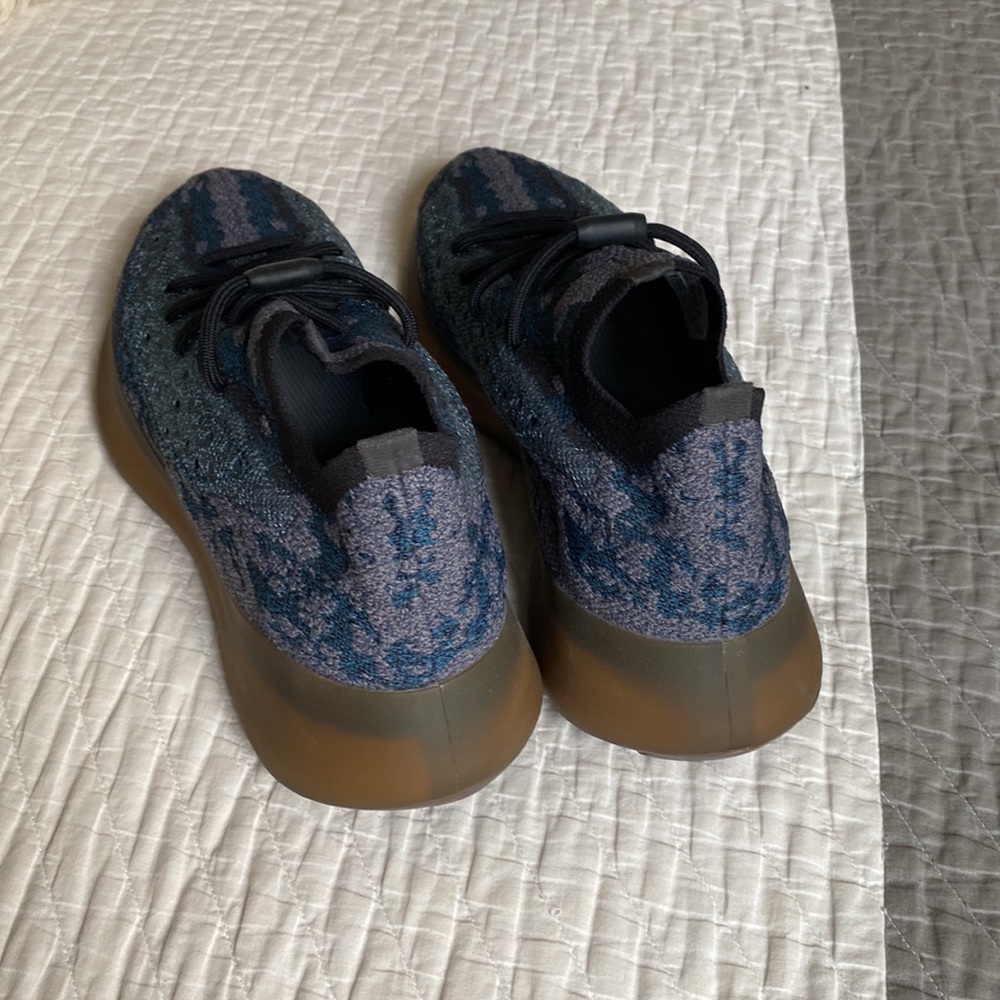2021 Yeezy Boost 380 'Covellite' - Picture 3 of 5